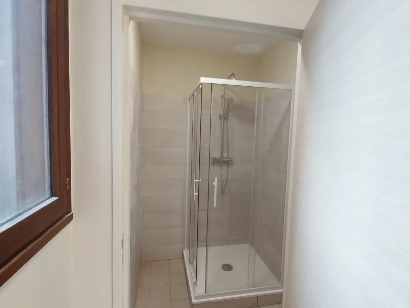 RENOVATION BY JULIEN