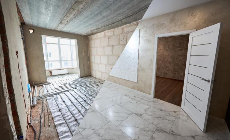 Rénovation intérieure à Germonville, par où commencer ?